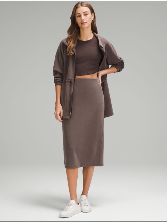 lululemon athletica Dresses & Skirts - lululemon softstream midi high rise Skirt